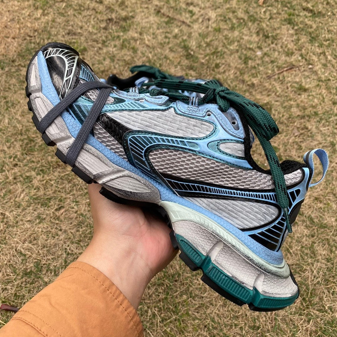 SNBAL  Sneakers