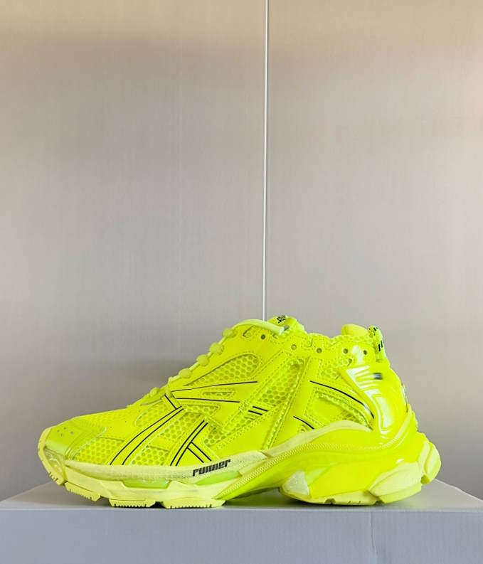 SNBAL  Sneakers