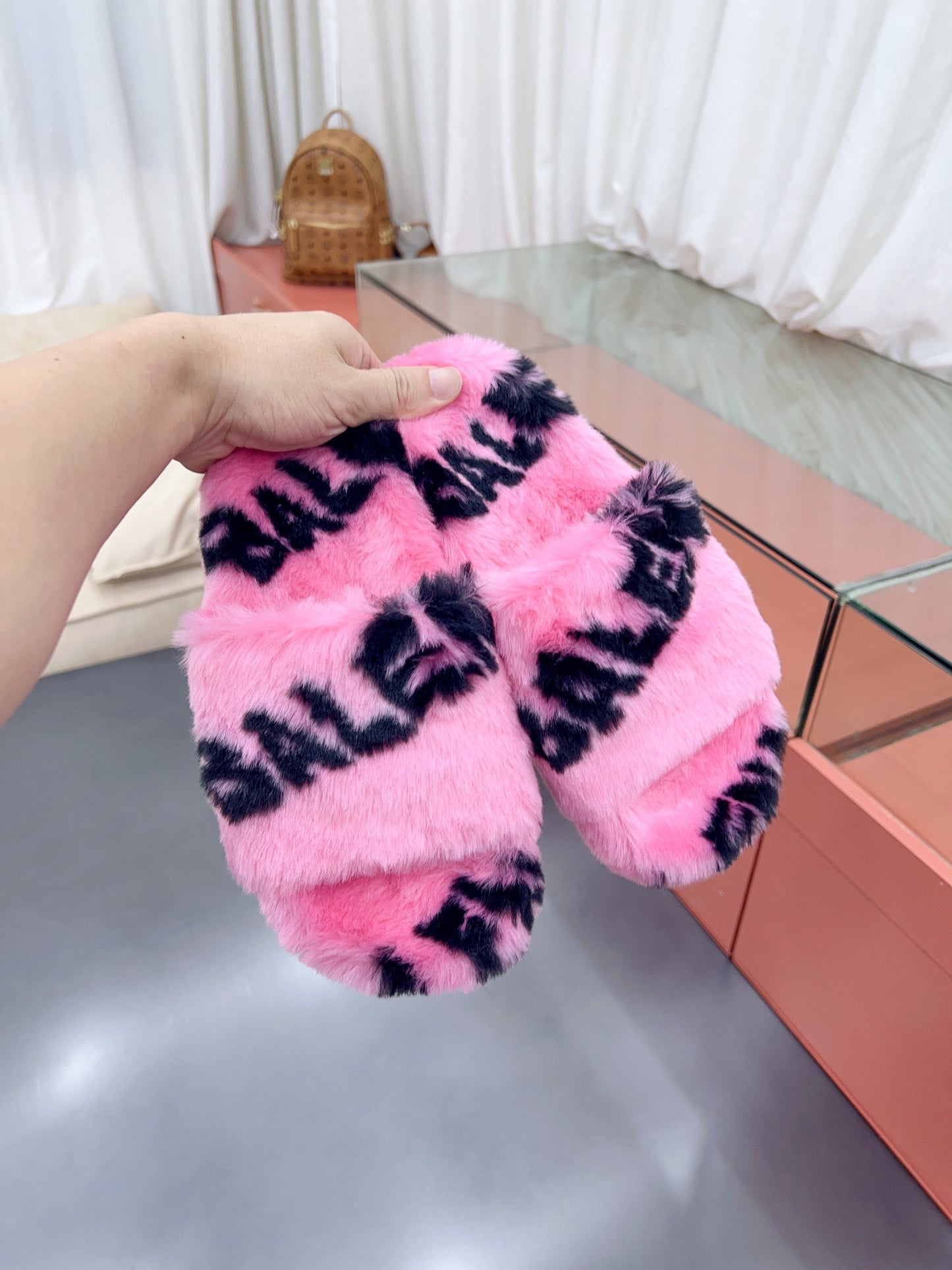 SNBAL  Slippers  3 Color 's