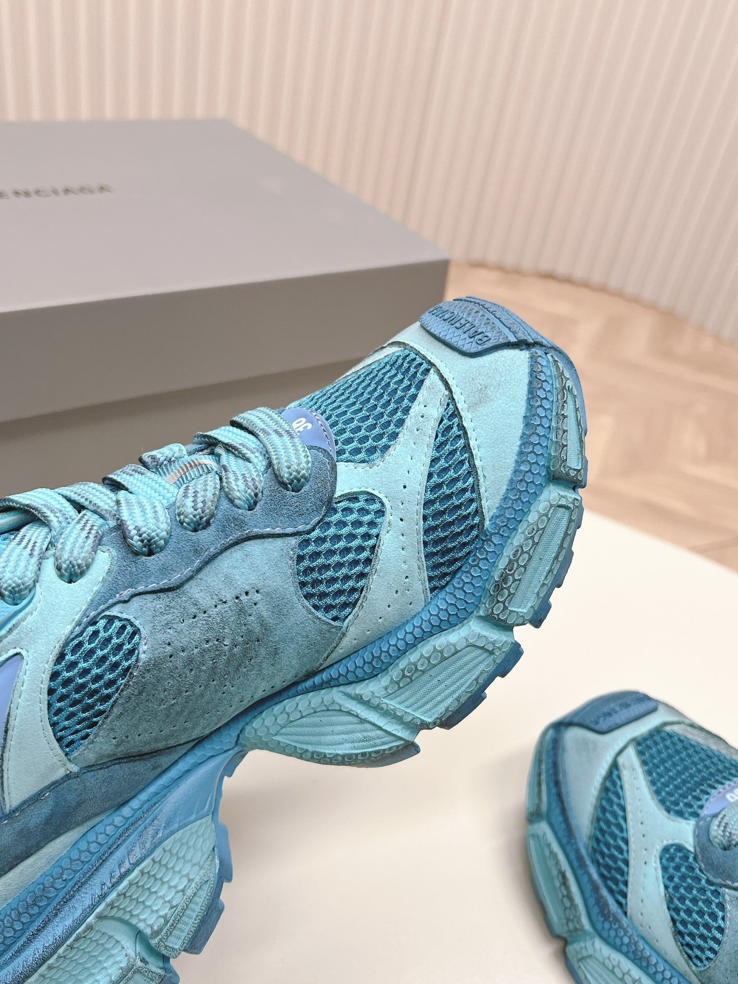 SNBAL  Sneakers 46