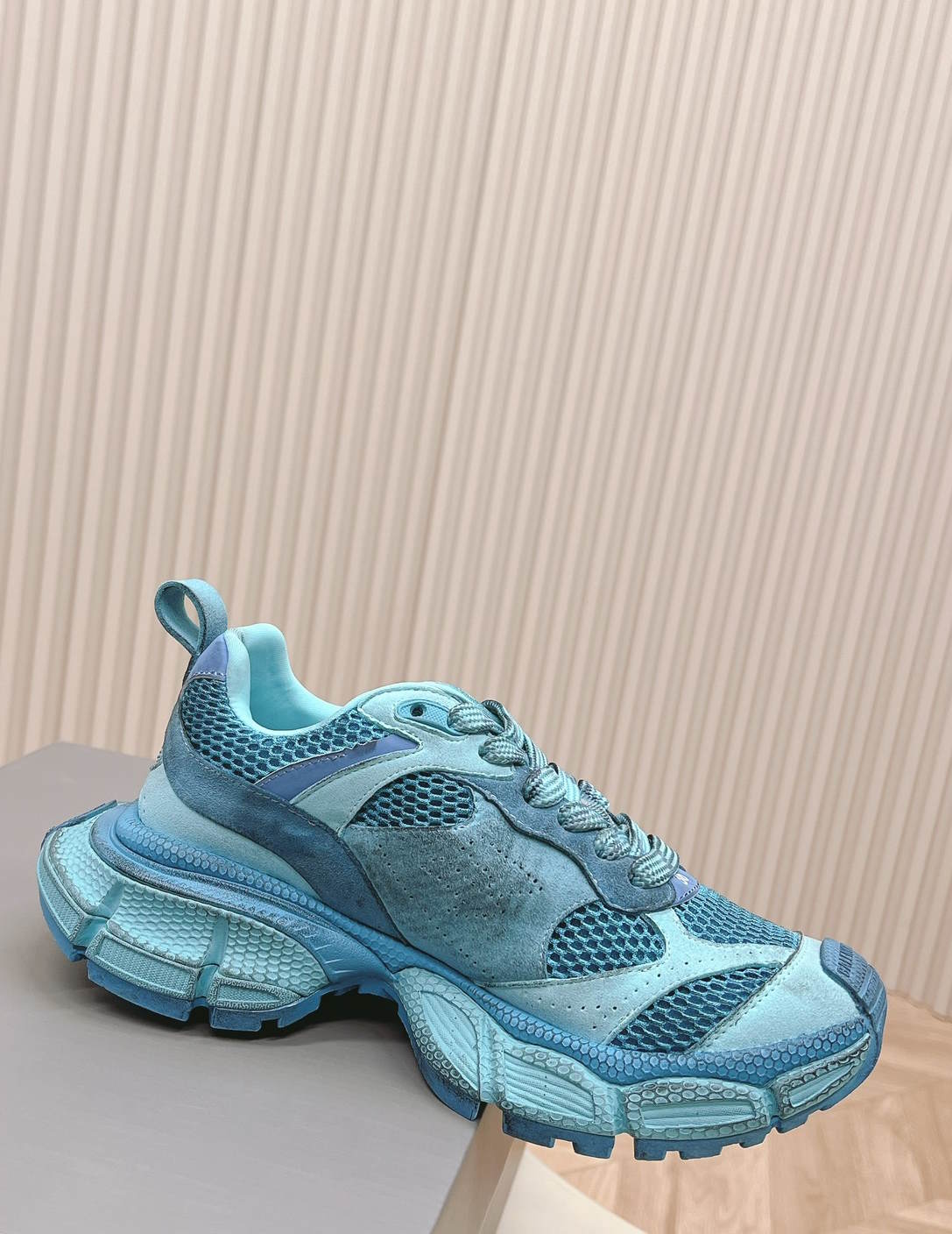 SNBAL  Sneakers 46