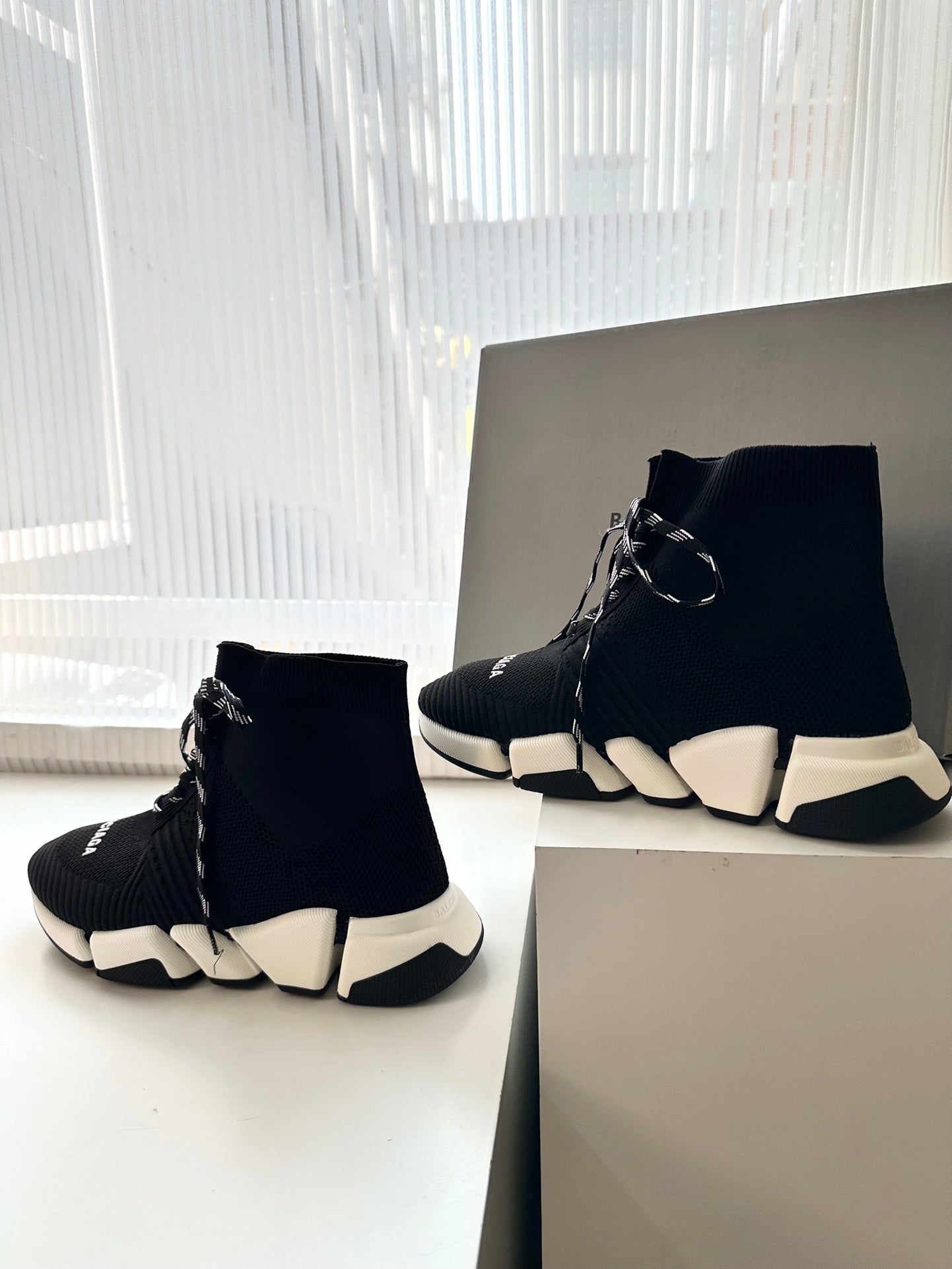 SNBAL Sneakers 3 Color 's