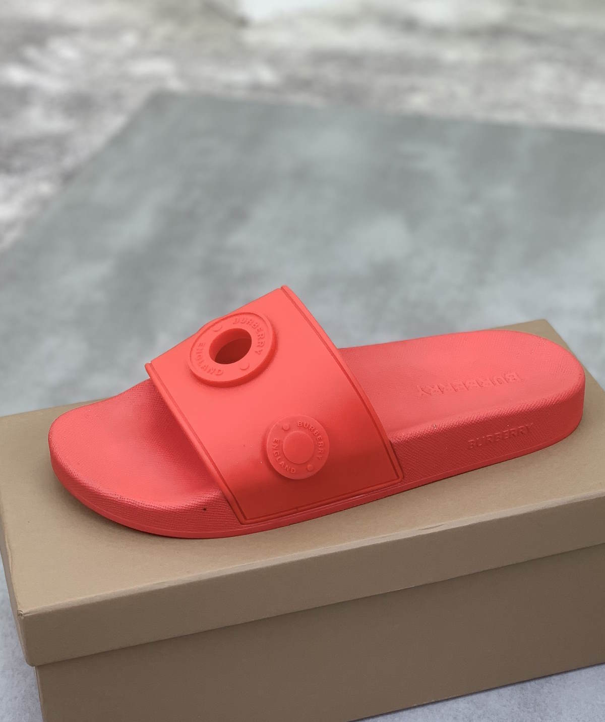 *BURBBER Slippers Slider 2 Color ' s 46