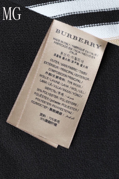 *BURBBER  T-shirt  Shirt  Woman 2 Color 's