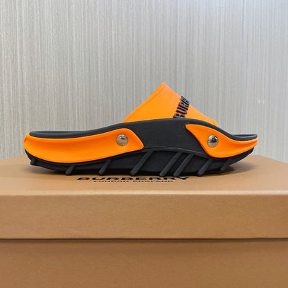*BURBBER  Slippers 2 Color 's