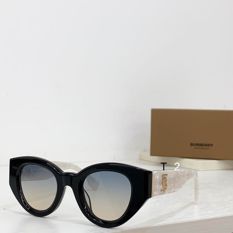 *BURBBER  Sunglasses 4 Color's