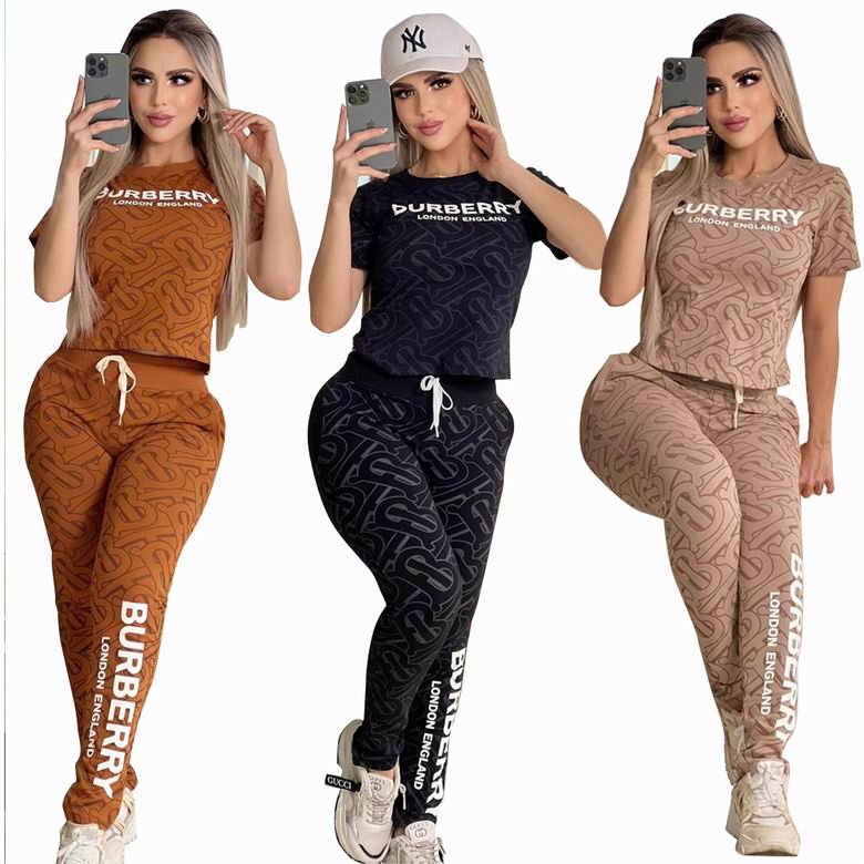 *BURBBER Sport Suits 3 Color's  Woman 2XL