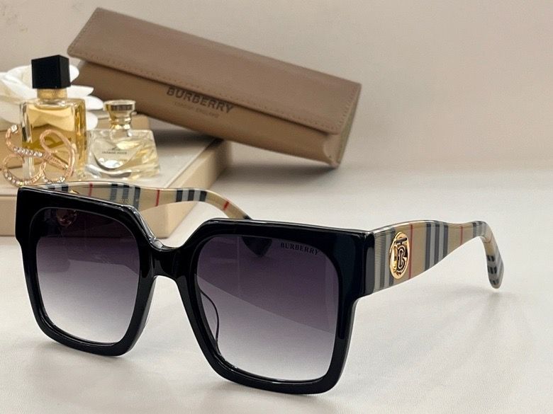 *BURBBER Sunglasses 4 Colors