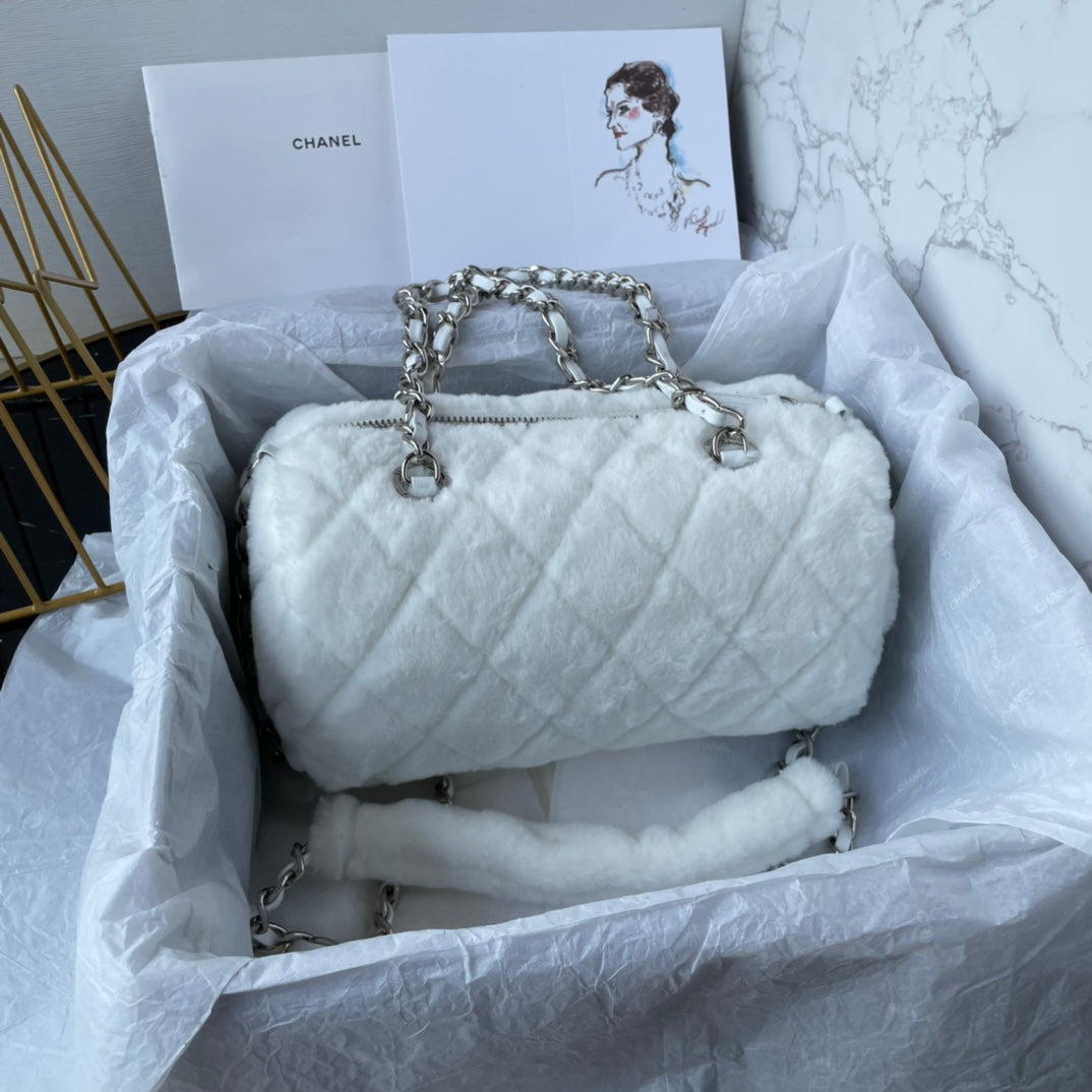 CHL Shearling Bag 24 cm 2 Color 's