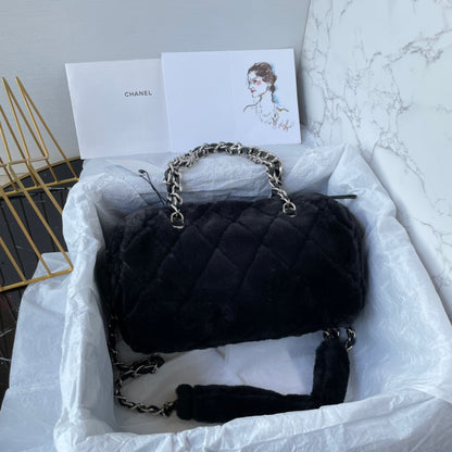 CHL Shearling Bag 24 cm 2 Color 's
