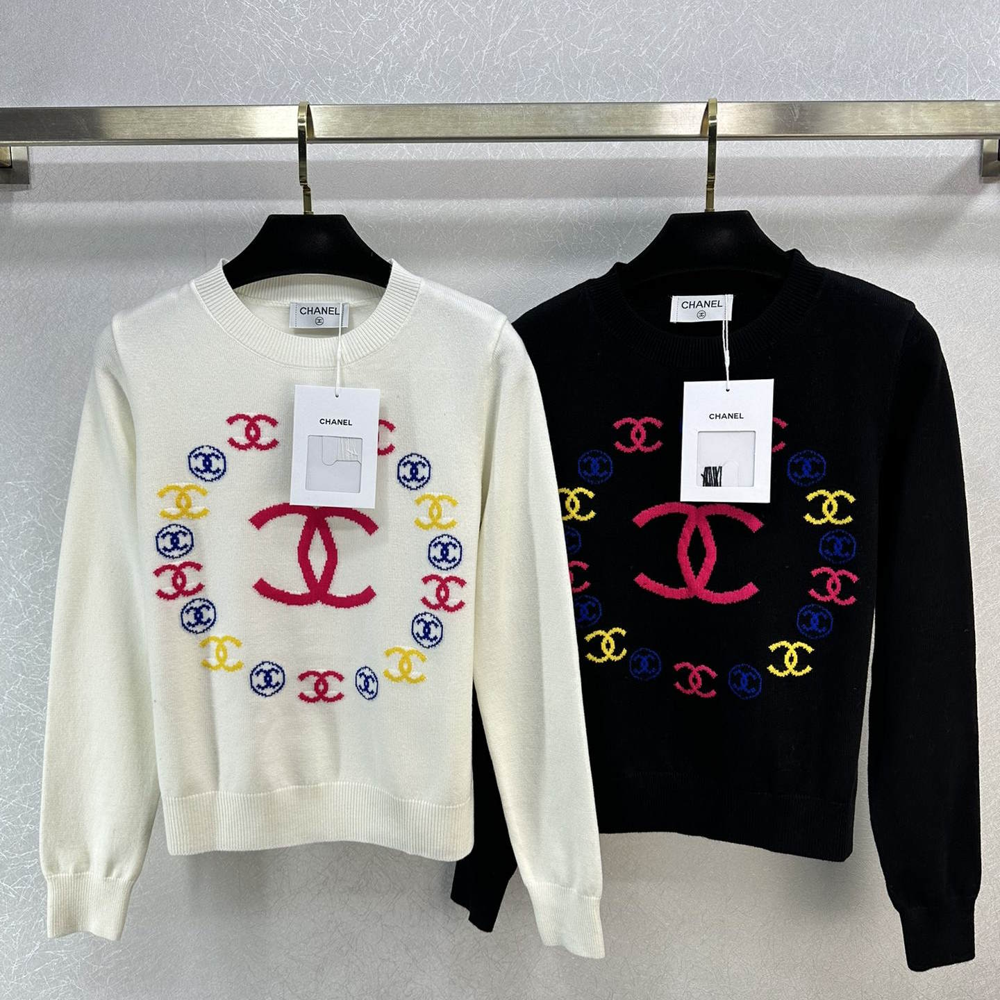 CHL  Sweater 2 Color s Woman
