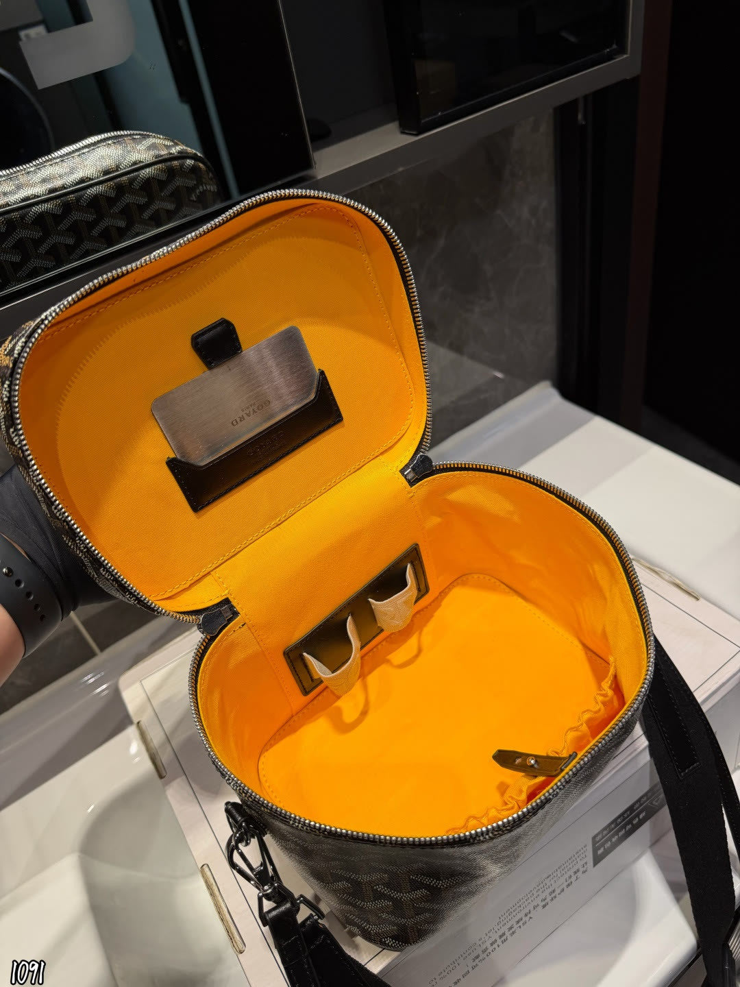 A*GO  Muse vanity case bag 4 Color's 20 CM