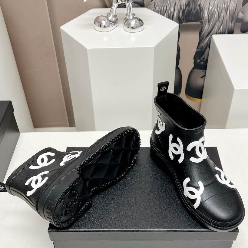 CHL Boots  LOW  Logo