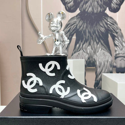 CHL Boots  LOW  Logo