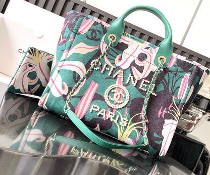 CHL  Shopping Bag 35 cm