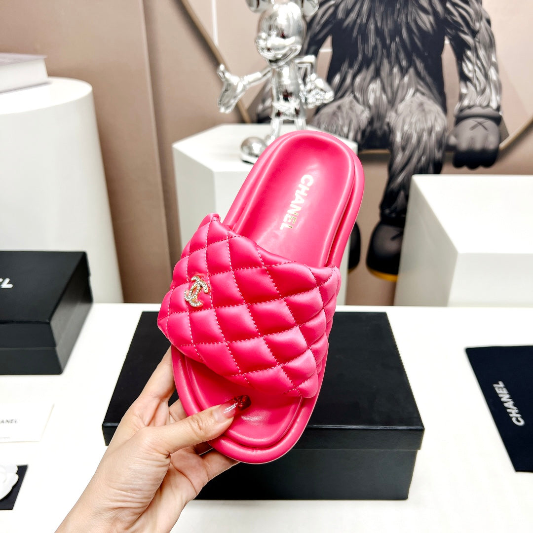 CHL Slippers Slider