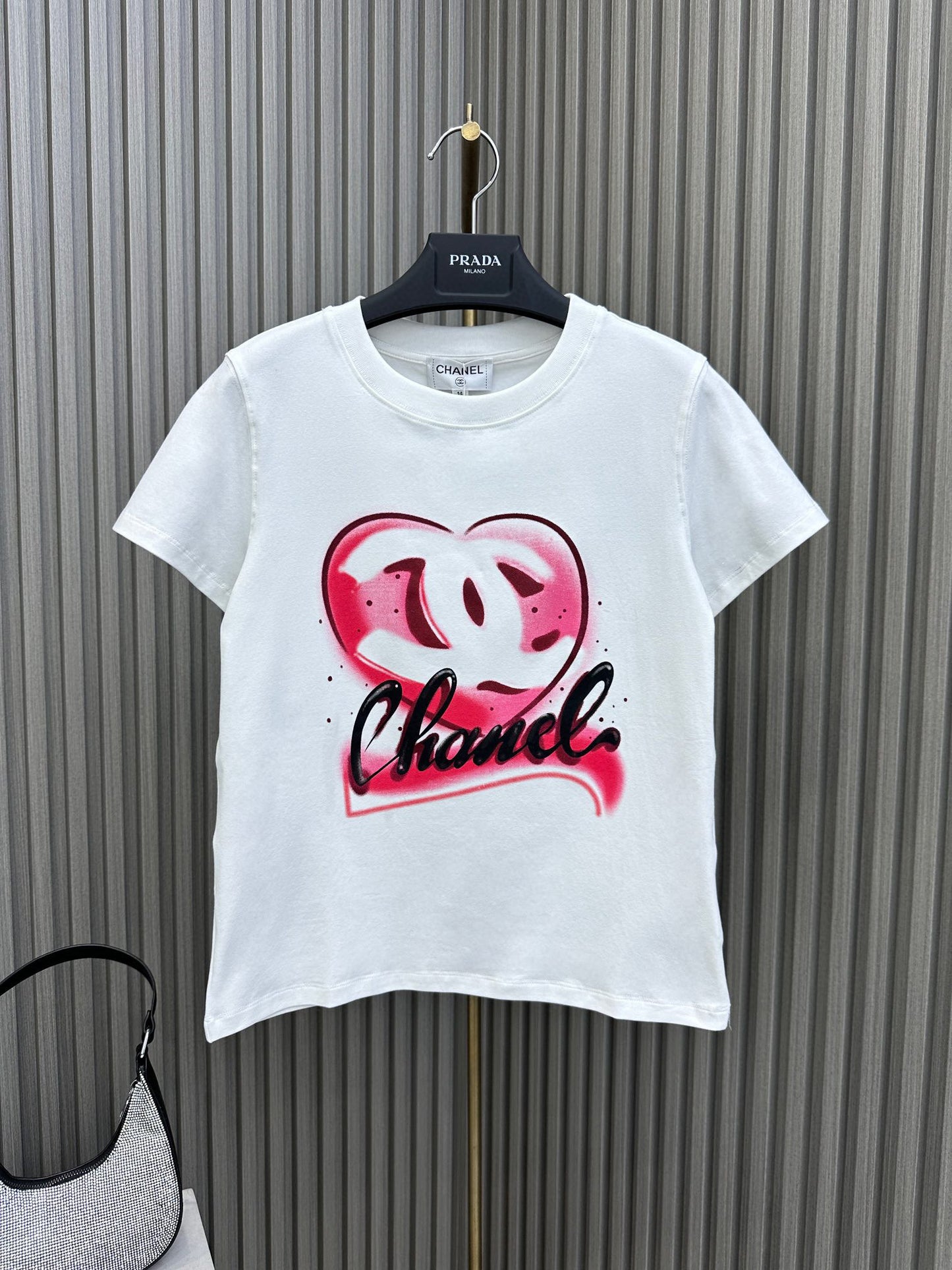 CHL Woman T -shirt 2 Color 's  Limited