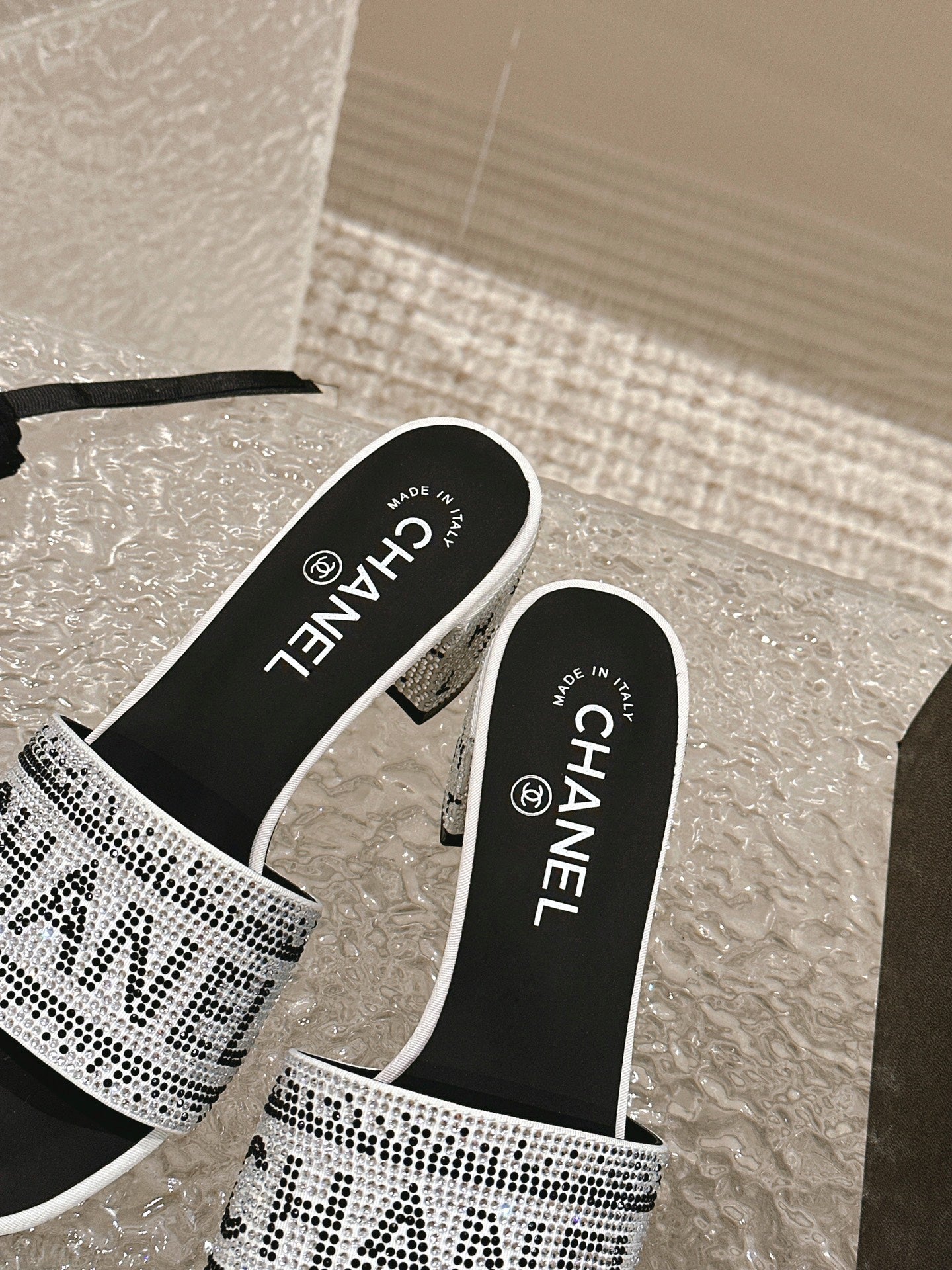CHL Slippers Sandals 2 Color 's