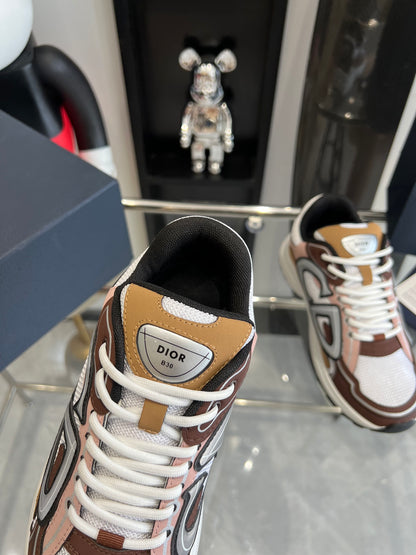 CHD  Sneakers 46