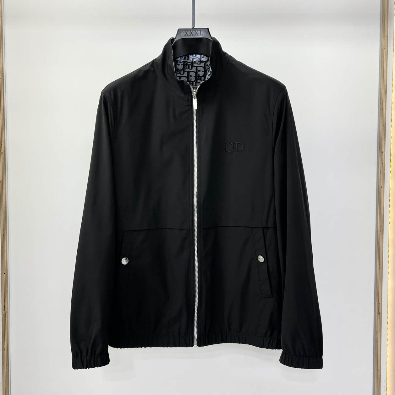 CHD Windbreak Jacket 2 Side