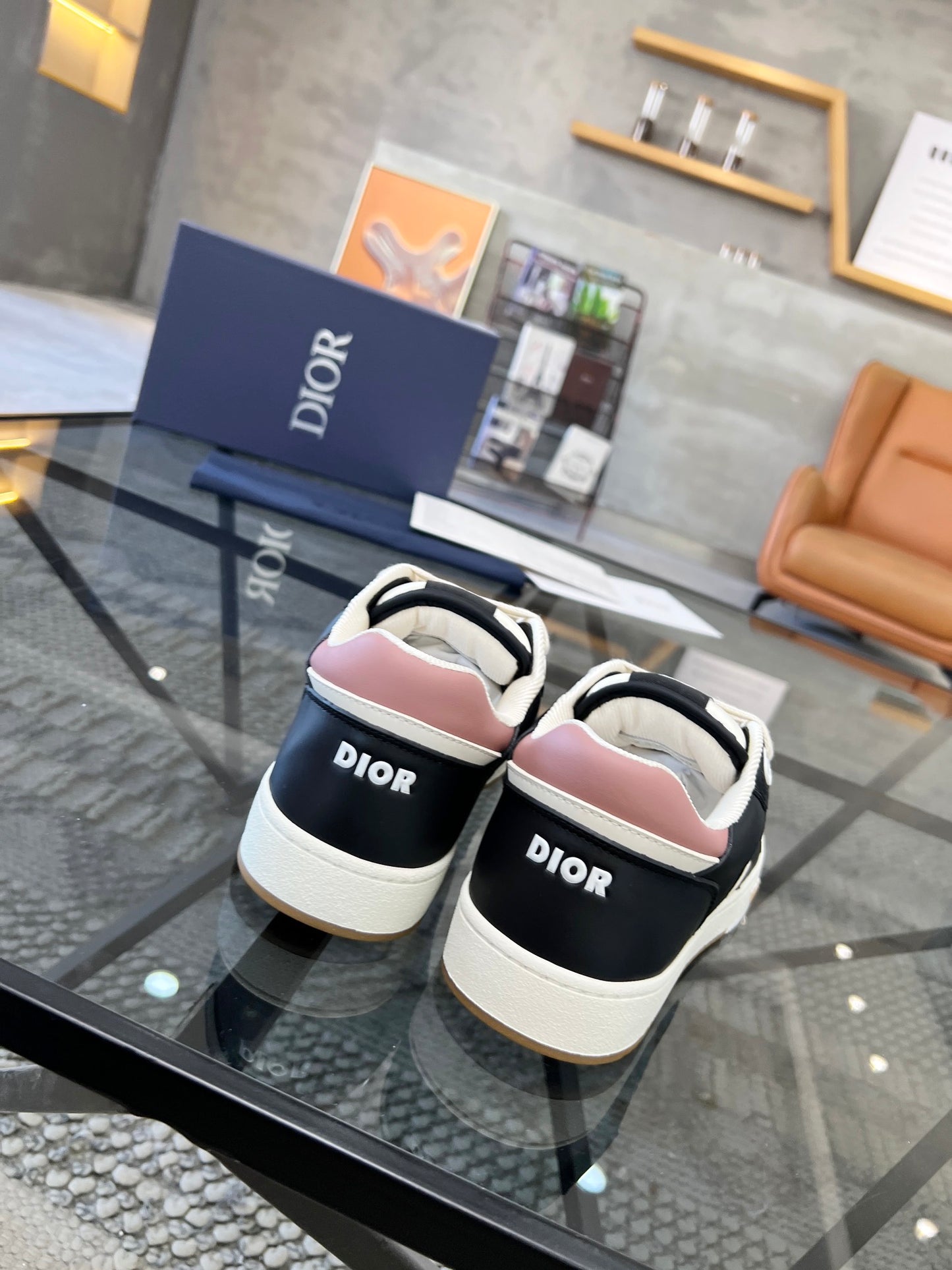 CHD  Sneakers 46
