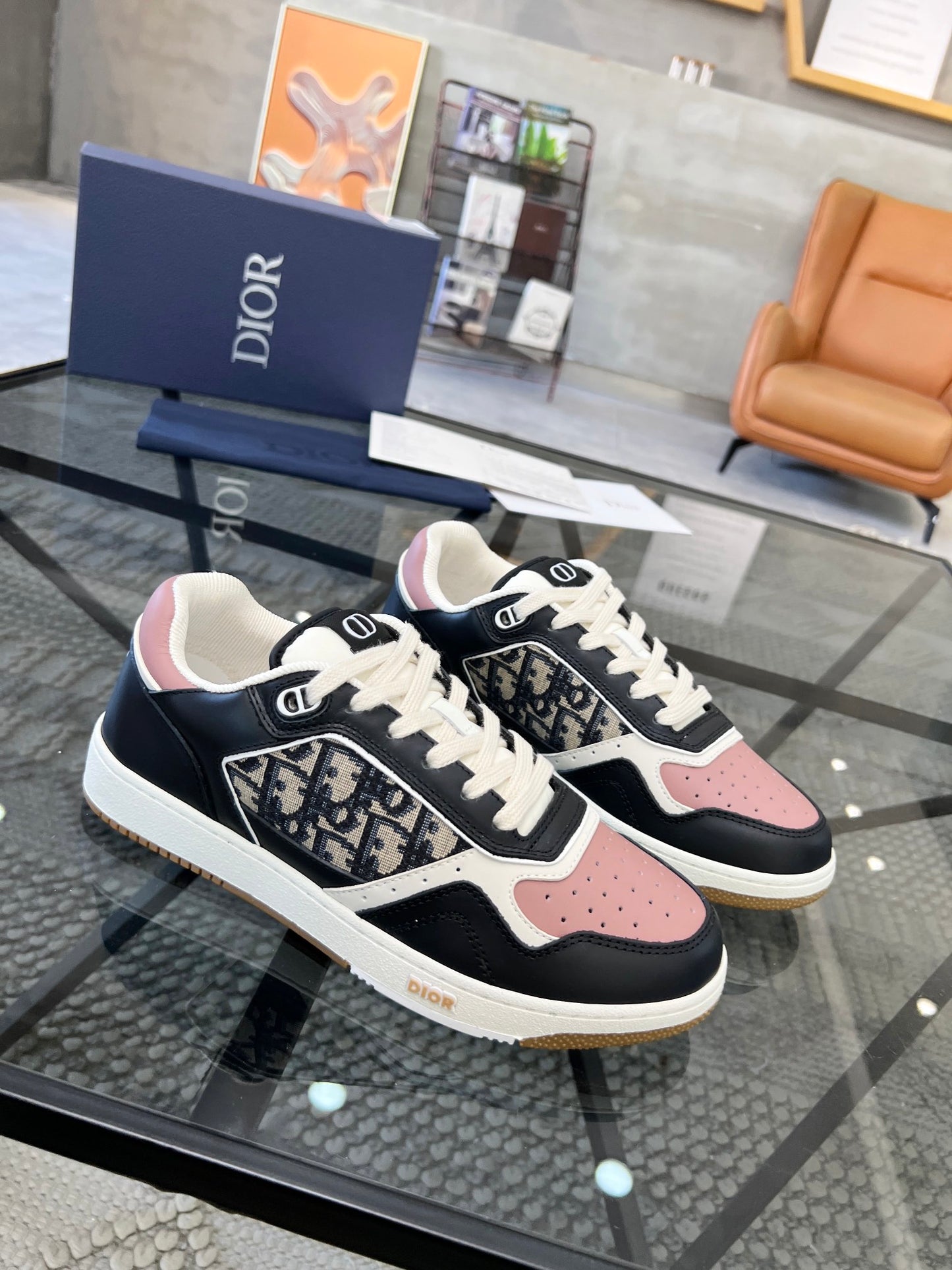 CHD  Sneakers 46