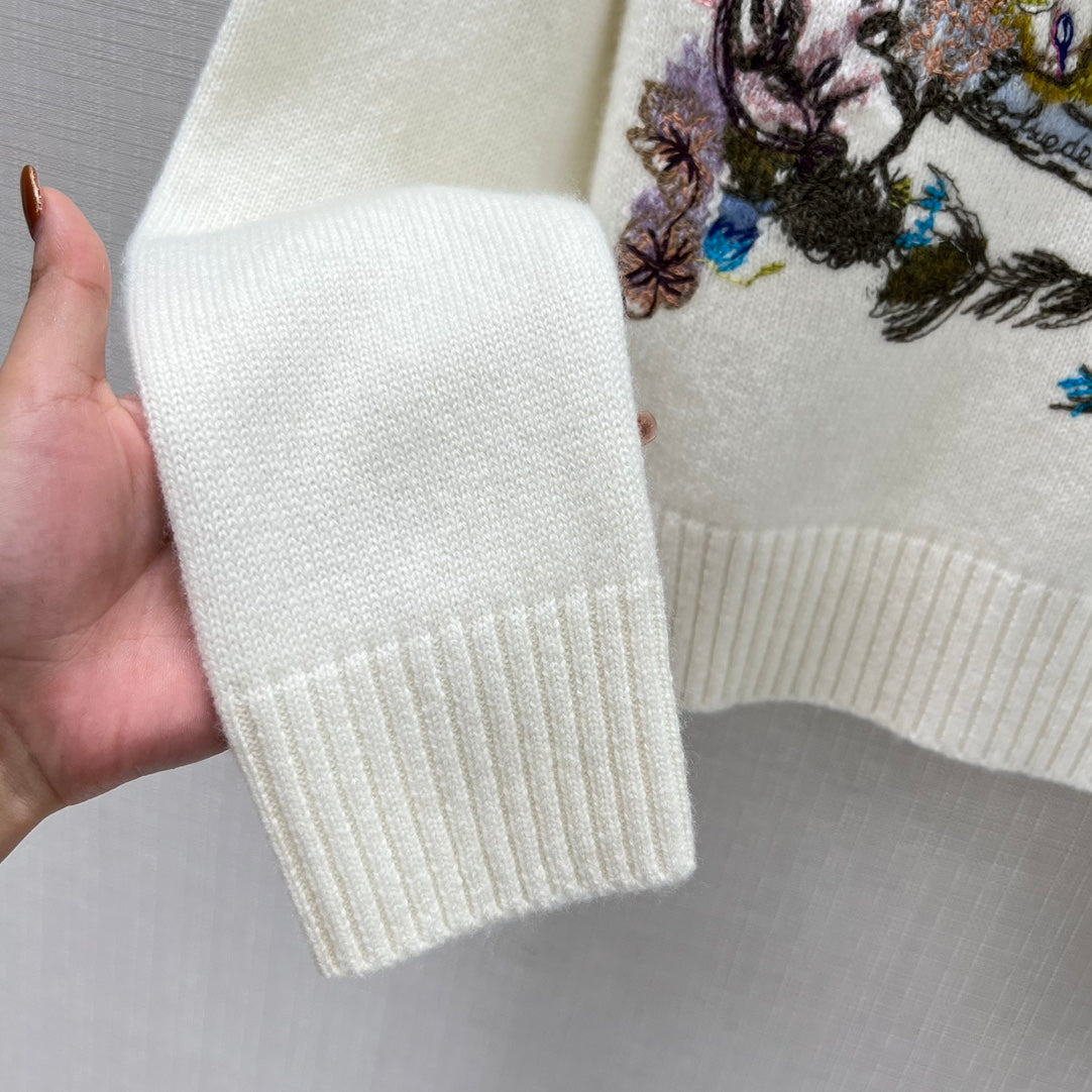 CHD Sweater Woman Embroidery