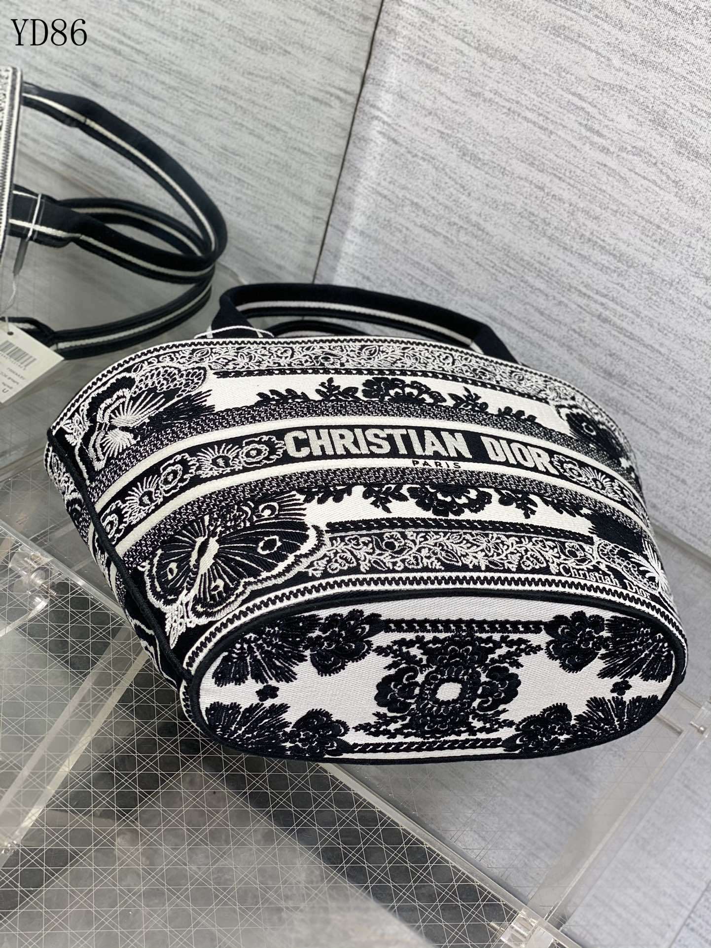 CHD  Hat Basket  Bag  2 Color 's 27 cm