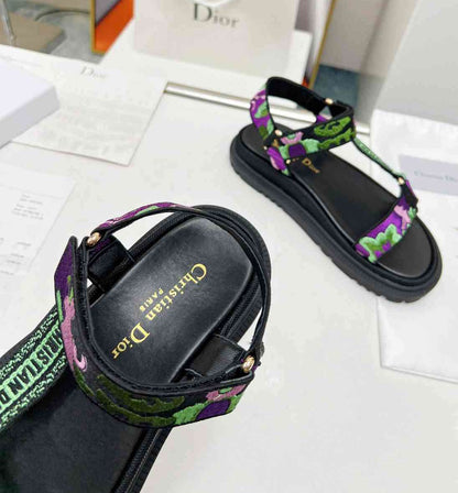 CHD  Slippers Sandals 2 Color 's