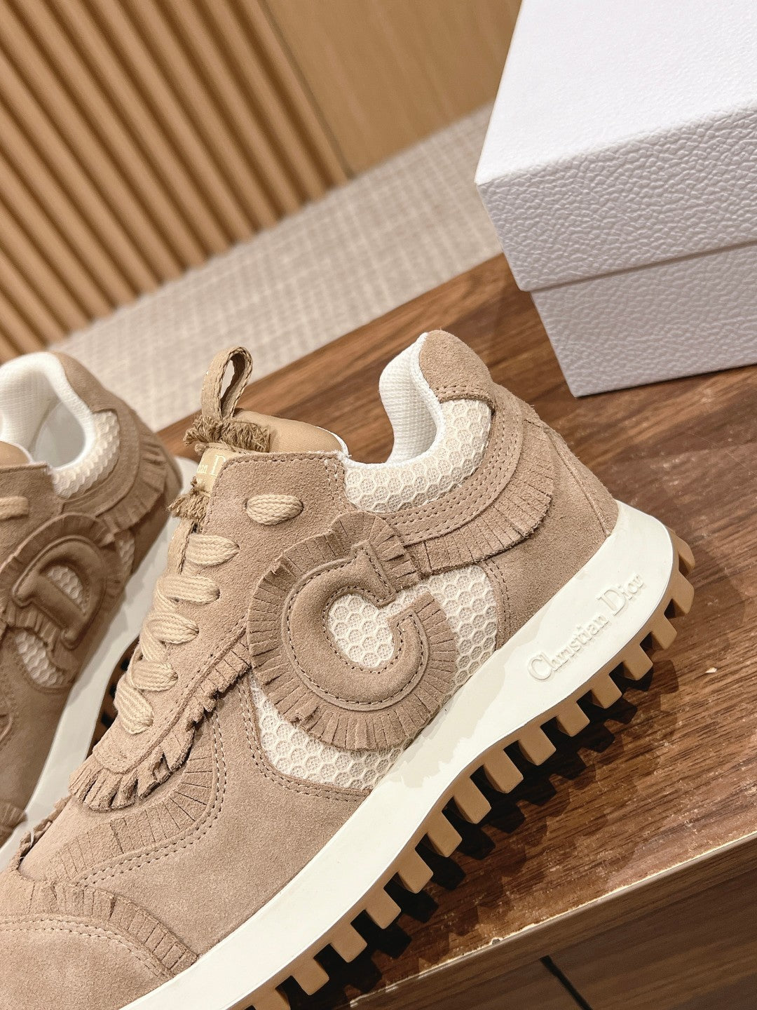 CHD Sneakers 2 Color 's