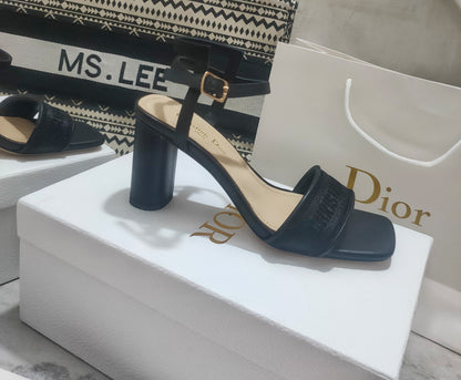 CHD Sandals Monogram  3 Color '