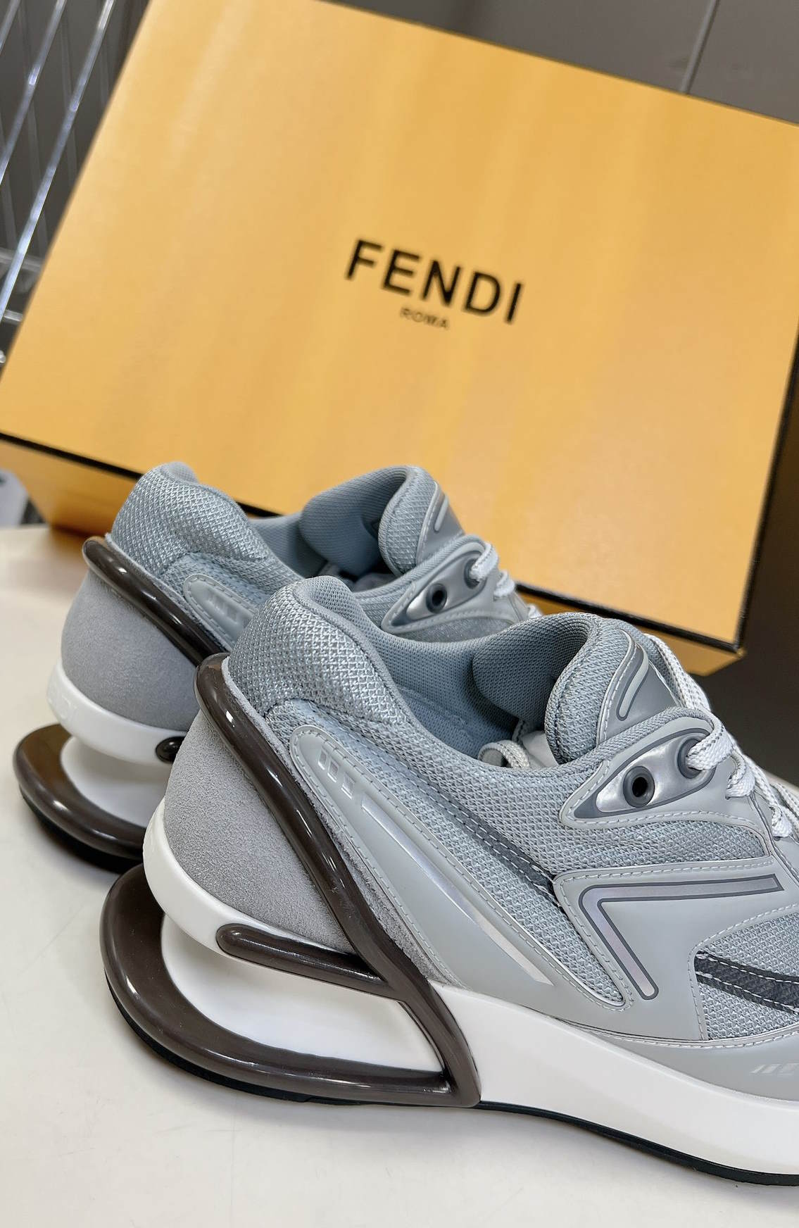 FEN Sneakers 3 Color 's