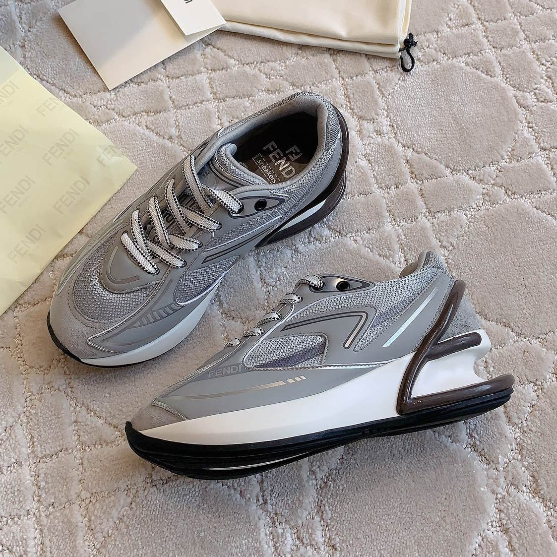 FEN  Sneakers  2 Color 's