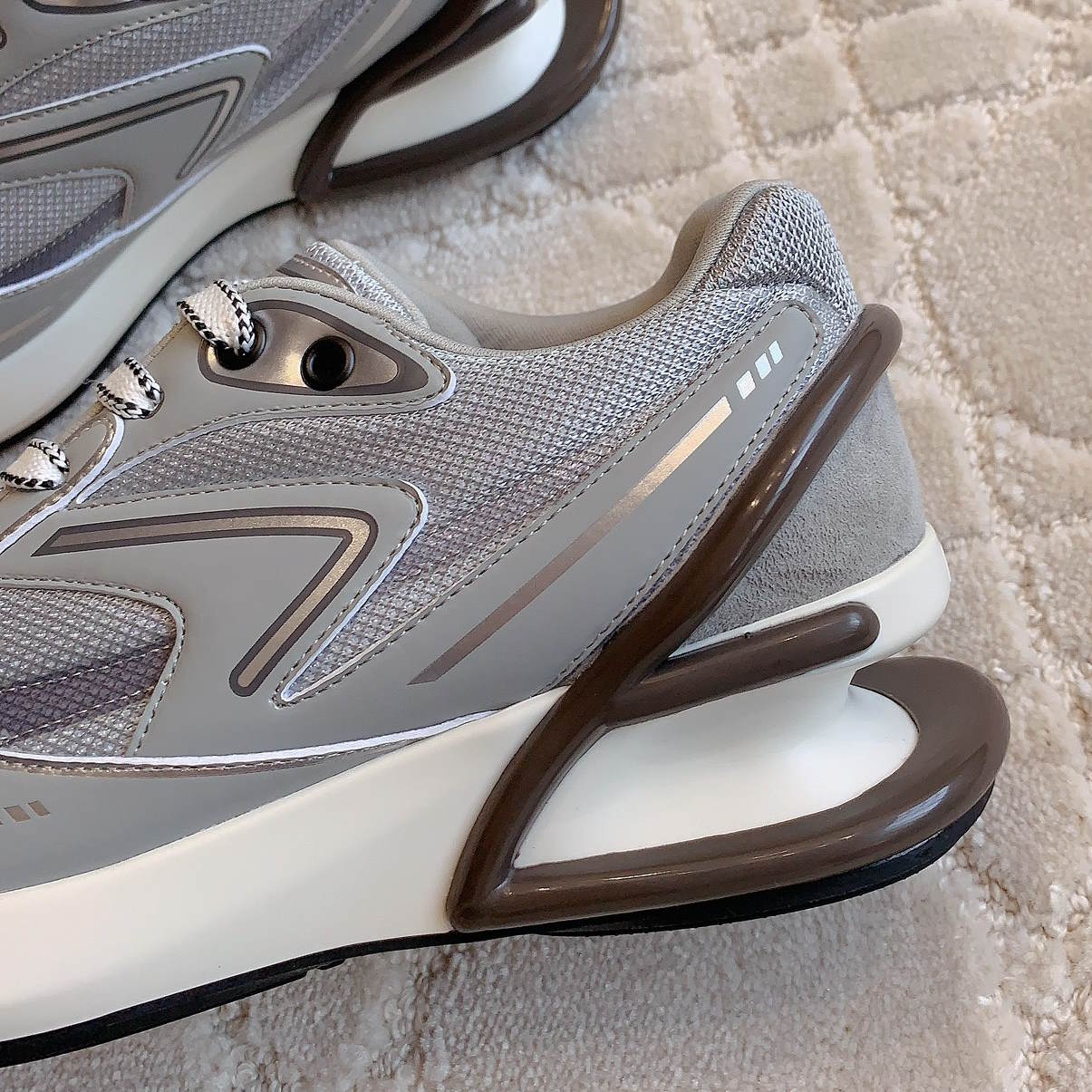 FEN  Sneakers  2 Color 's