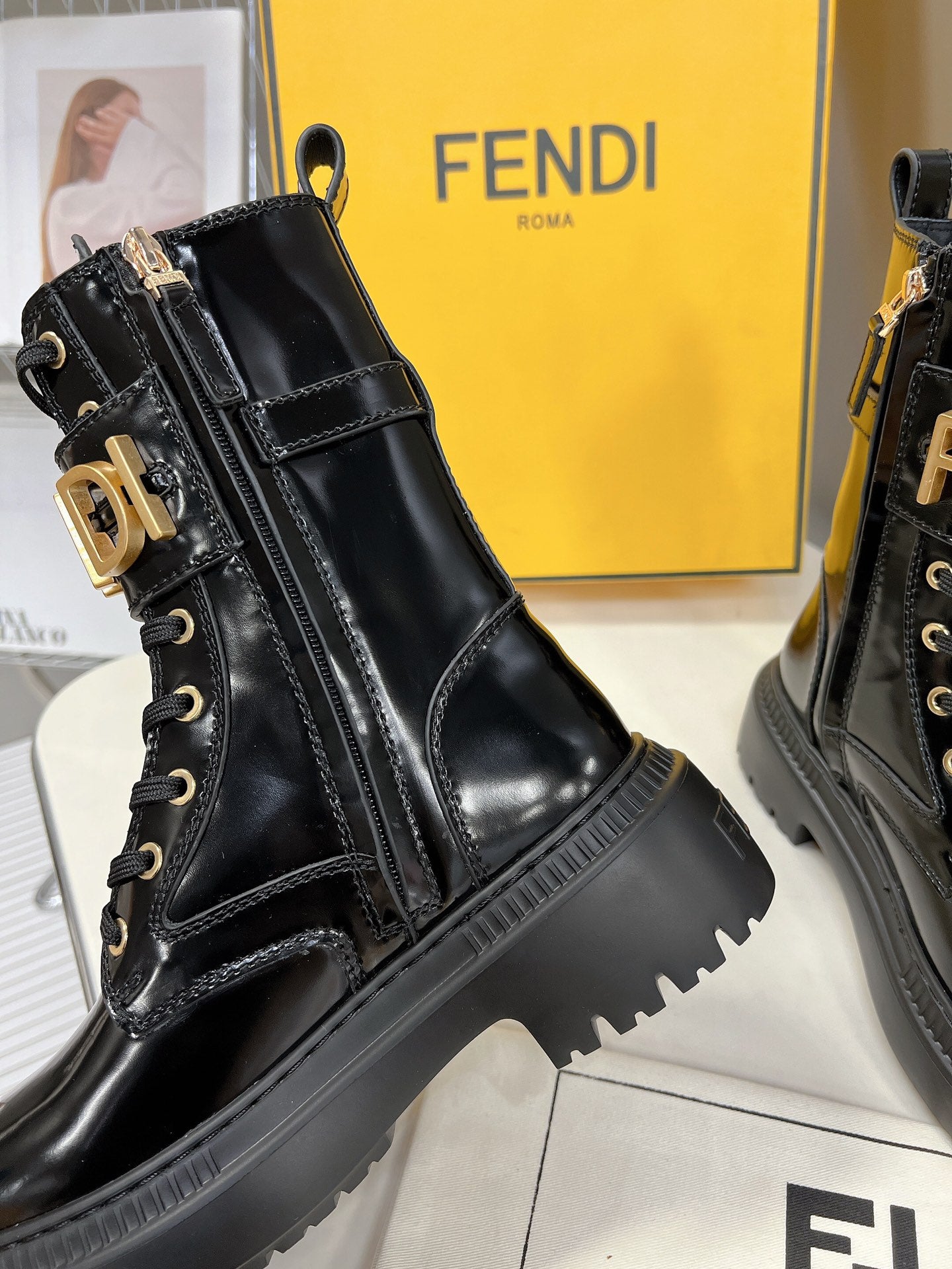 FEN Boots  2 Color's Low