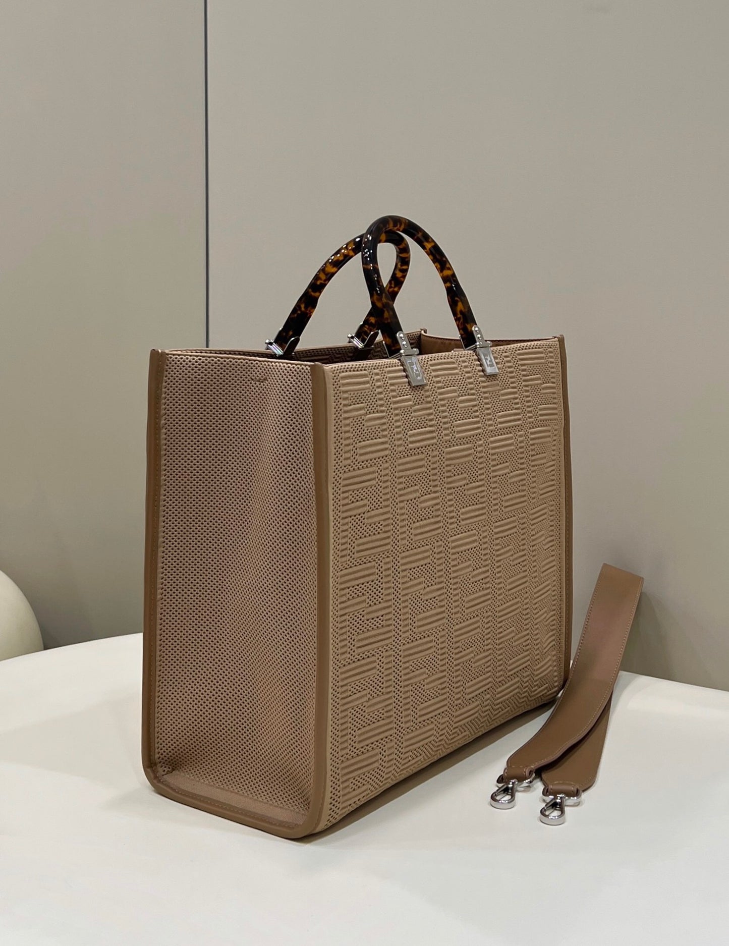 FEN Tote Bag 4 Color 's  36 cm