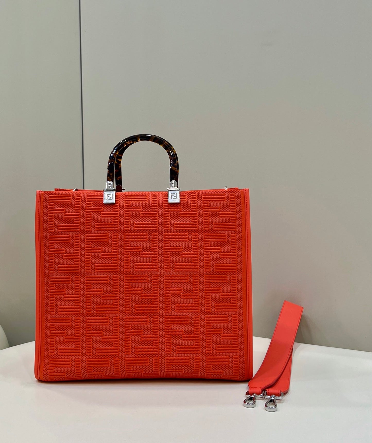 FEN Tote Bag 4 Color 's  36 cm