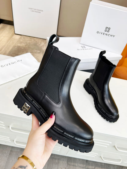 GIVENJY Boots  Woman