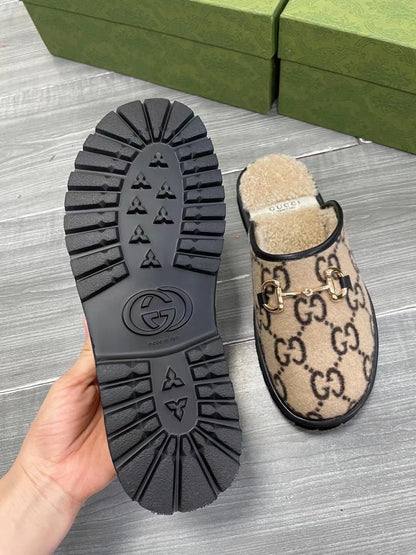 GU  Slippers Mule