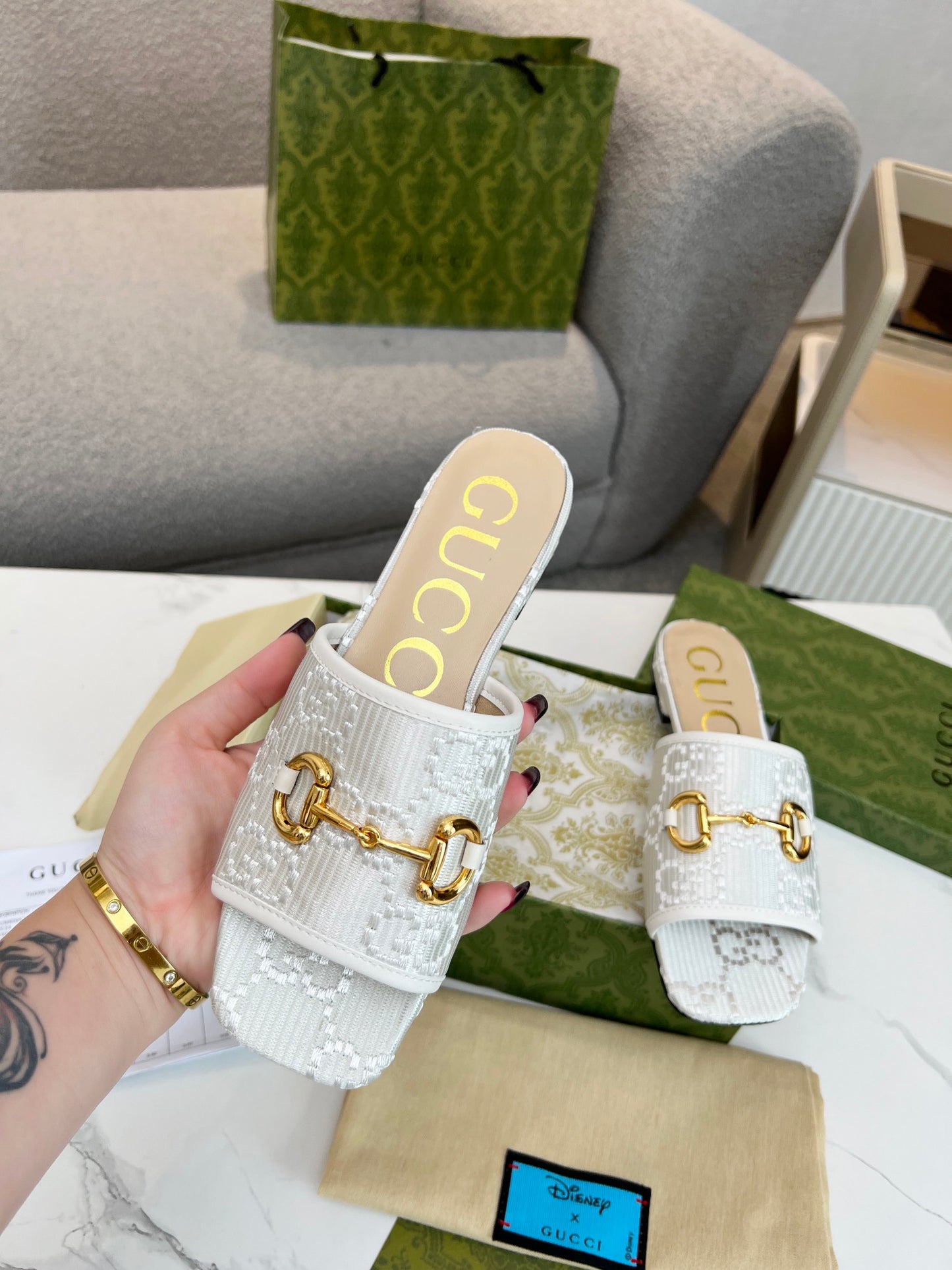 GU Slippers Sandals 6 Color 's