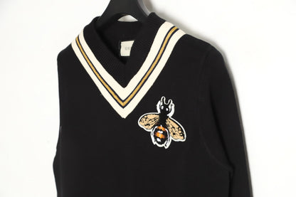 GU Sweater