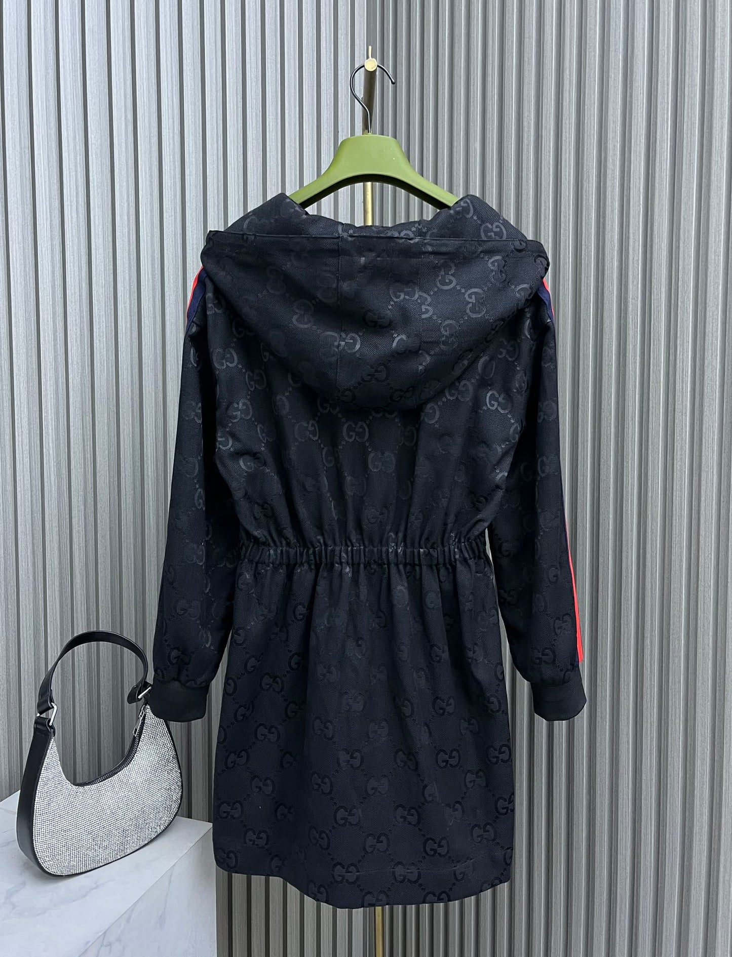 GU  Dress Sport Hoodie  2 Color 's Limited
