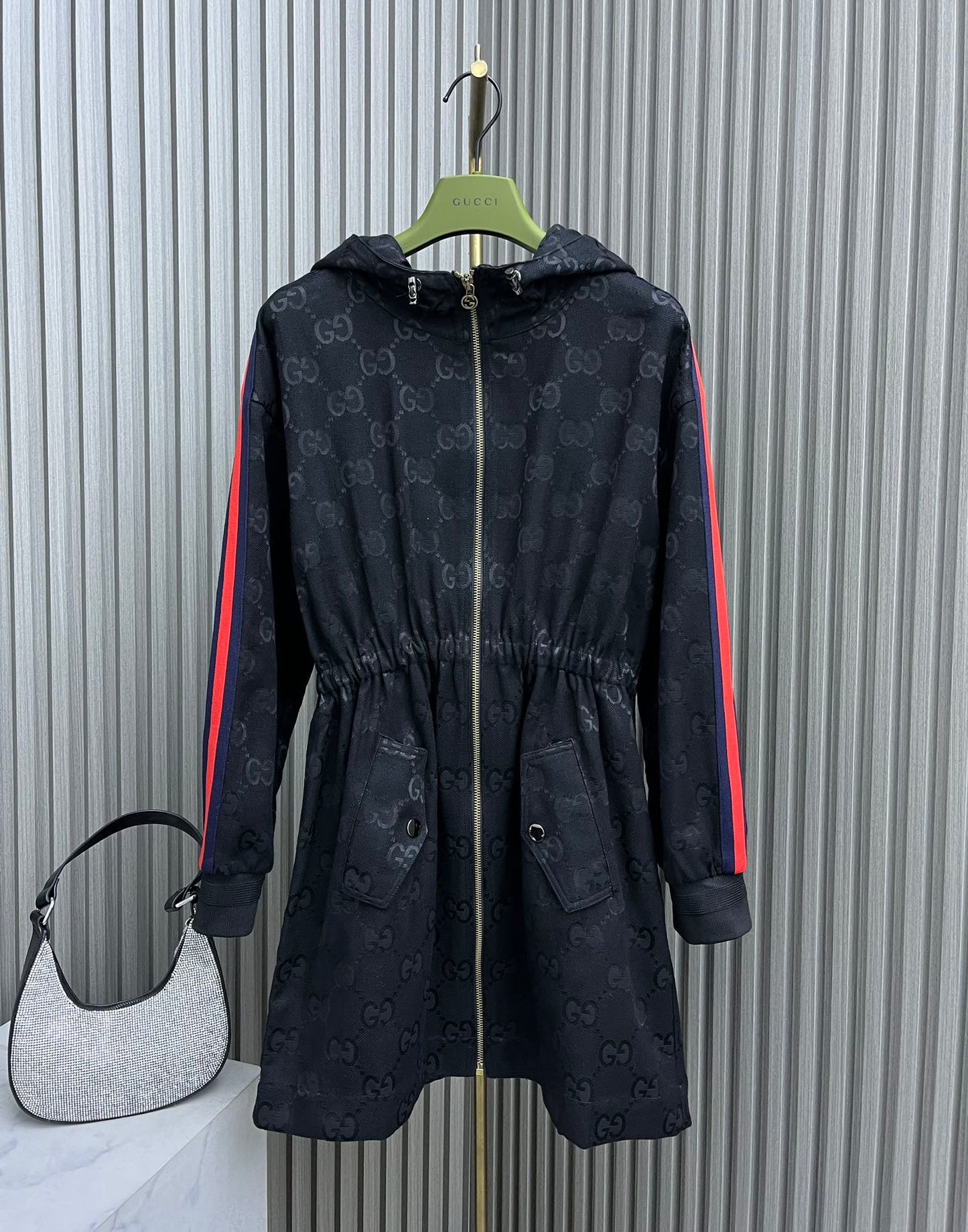 GU  Dress Sport Hoodie  2 Color 's Limited