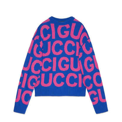 GU  Sweater Woman