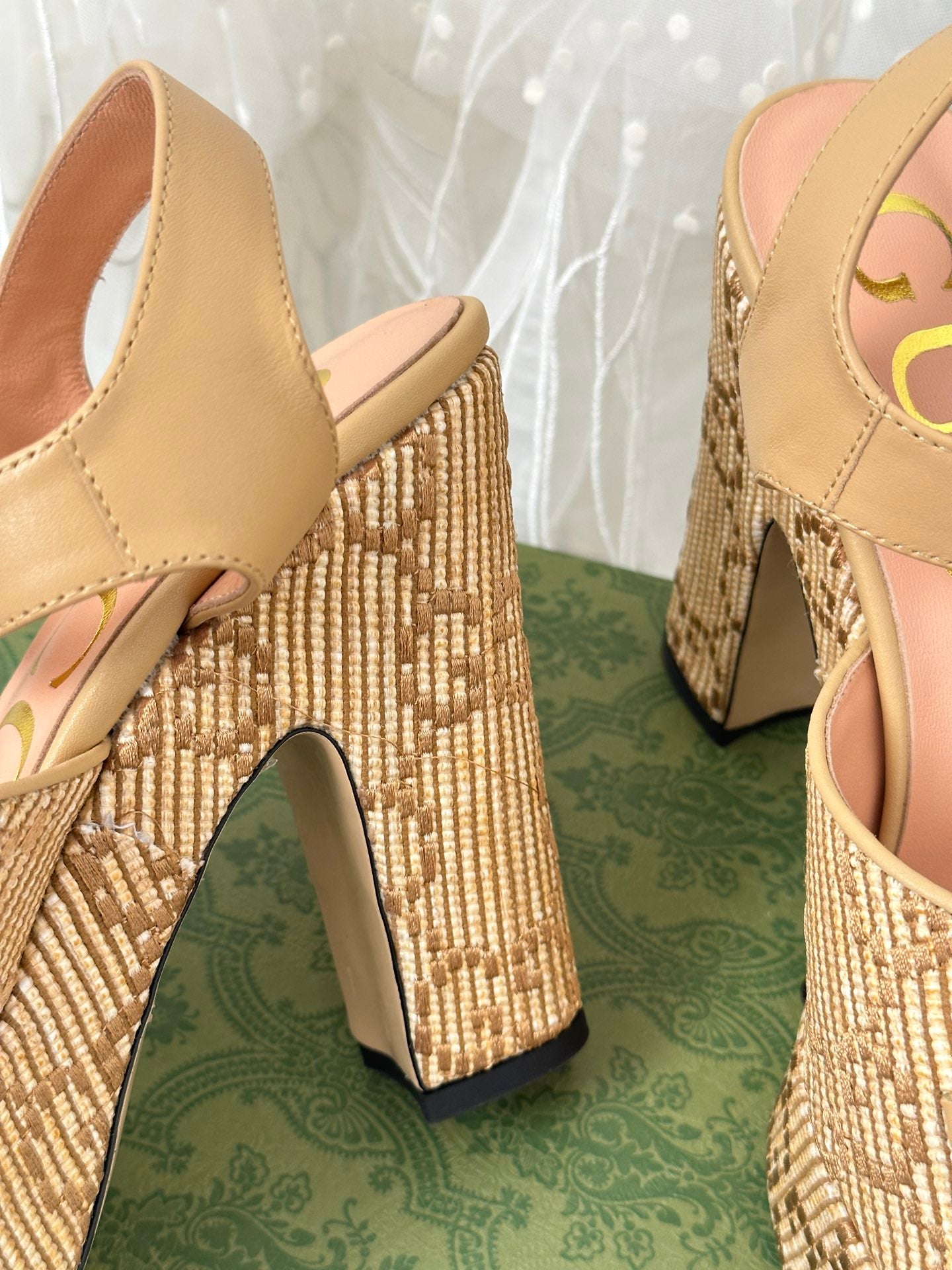 GU Sandals Platform  2 color 's