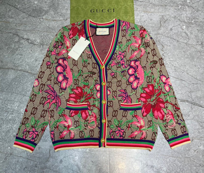 GU Jacket Pullover Woman