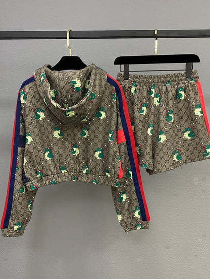GU  Sport Suits  Woman Dragon print