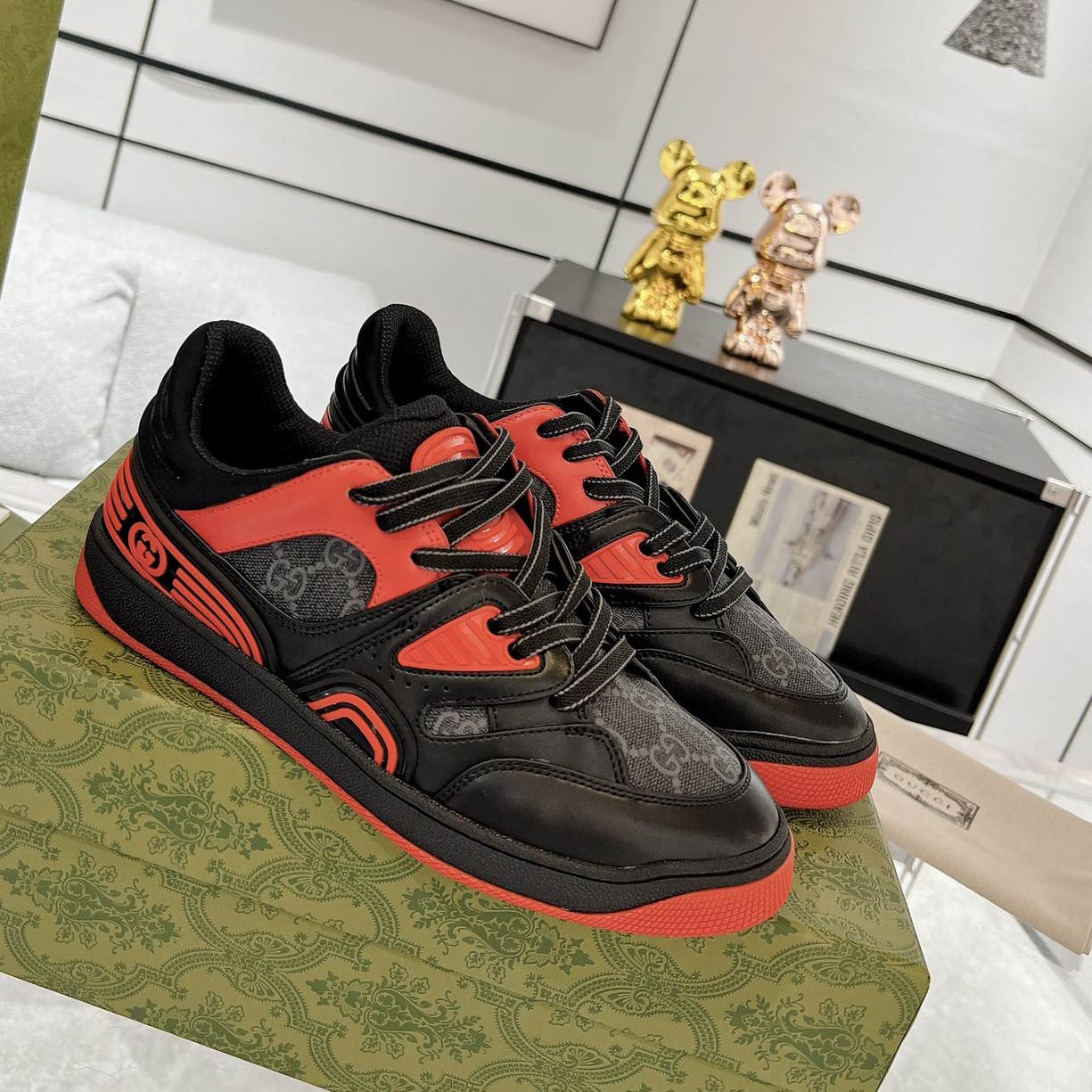 GU  Sneakers 4 Color 's