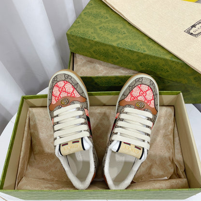 GU  Sneakers