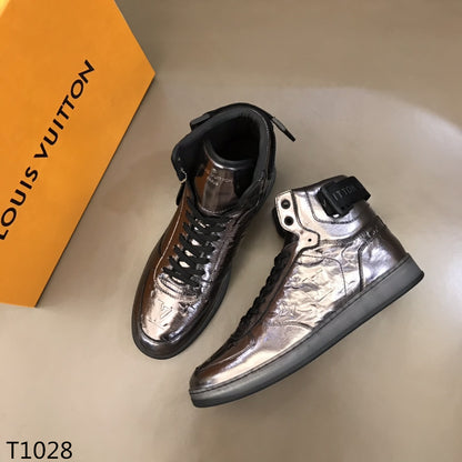 LU Sneakers